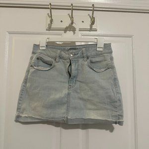 American Eagle Super Stretch Hi-Rise Denim Skirt in Size 8